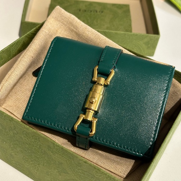 Authentic Gucci Jackie 1961 Compact Wallet in Green - Picture 2 of 6